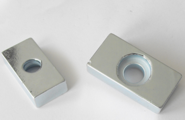 盲孔和通孔的区别