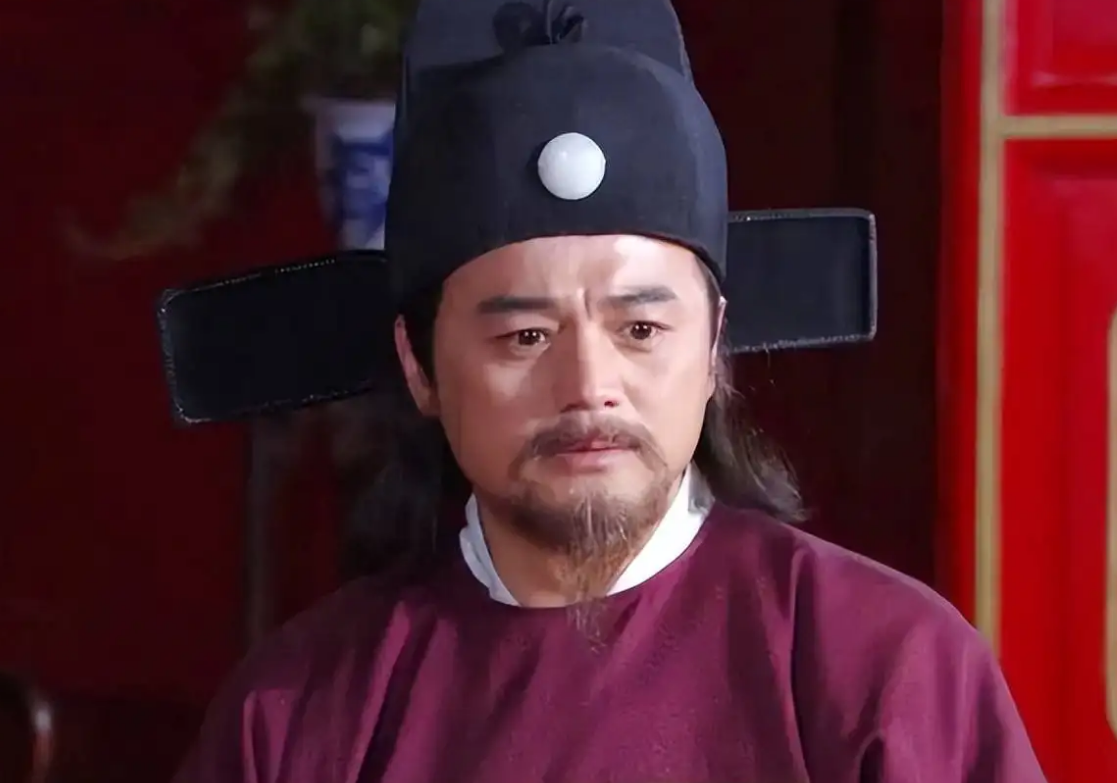 儿子被马车撞死,胡惟庸越权杀死车夫,朱元璋:杀人就要偿命