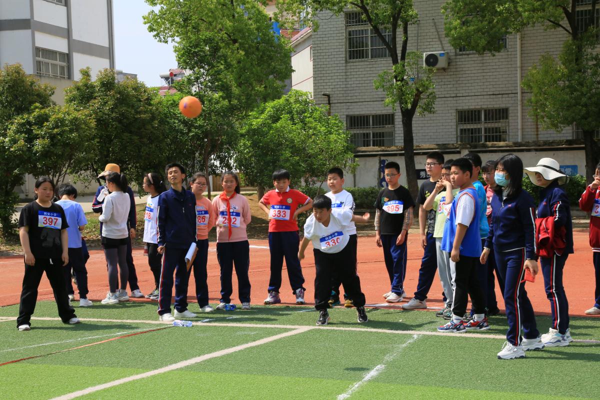 同安小学举行第七届春季运动会