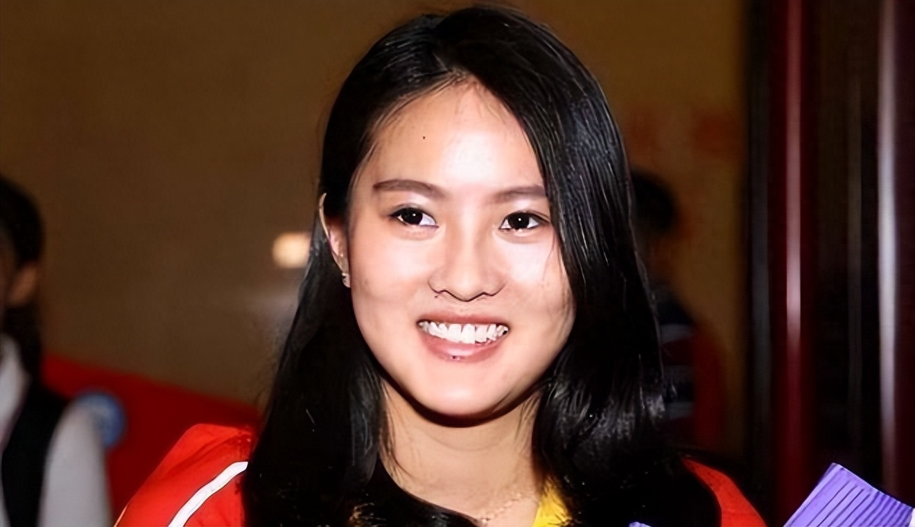 回顾:奥运冠军陈若琳,3岁惨遭亲生父母抛弃,曾拿下22个世界冠军