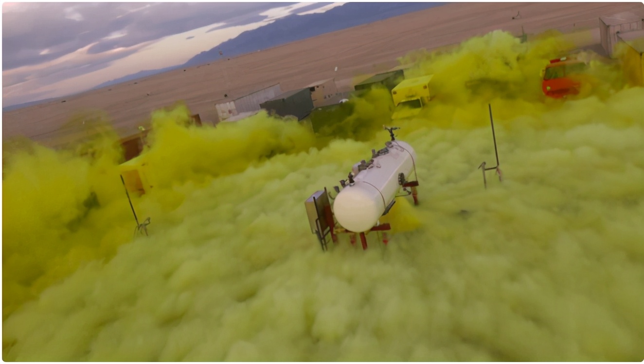 2004年重庆氯气泄漏始末:动用坦克爆破,15万百姓紧急撤离