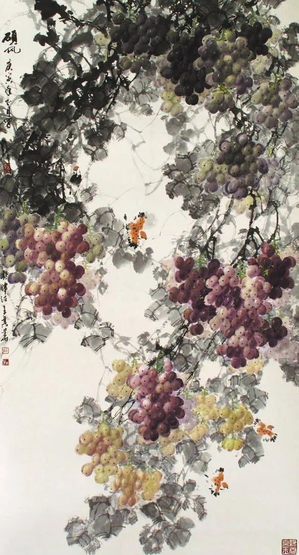 画家王其华—笔下的葡萄气韵生动 风格独特