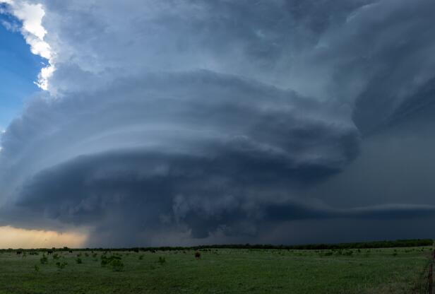 龙卷风是气旋还是反气旋