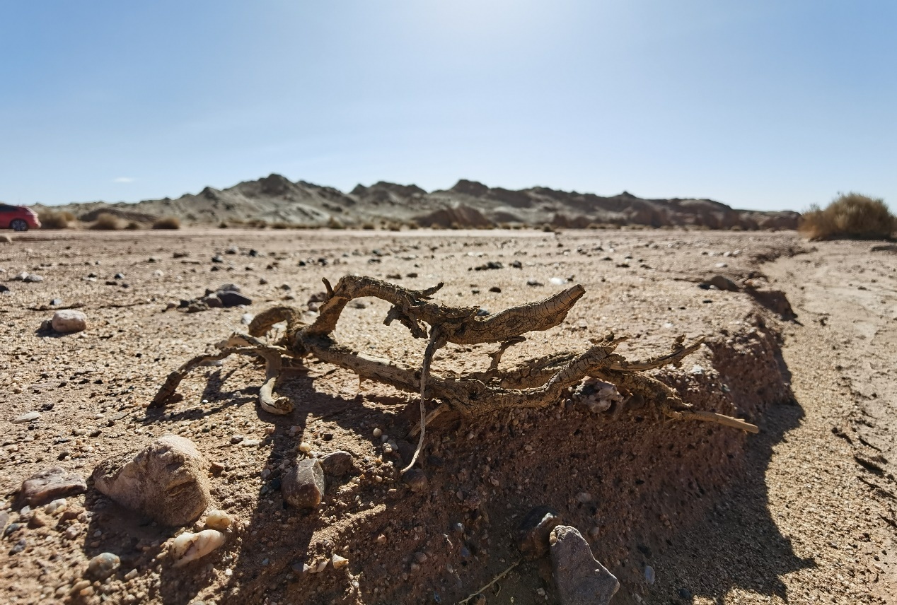 穿越"天空之镜",横跨红崖无人区,感受福特suv的铁汉柔情!