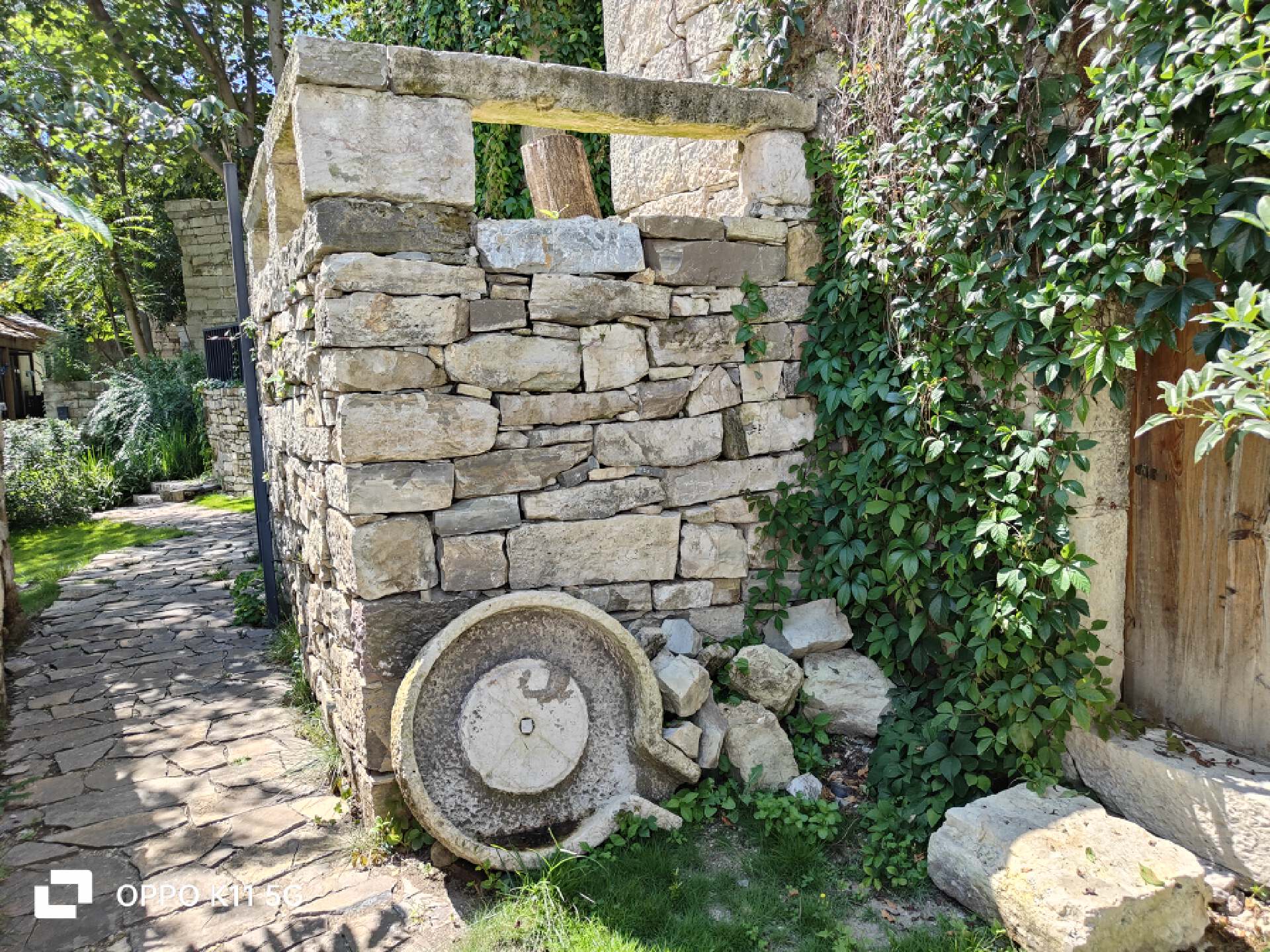 匠庐·村晓——带上oppo k11探秘贵州黄果树布依古村原味民宿