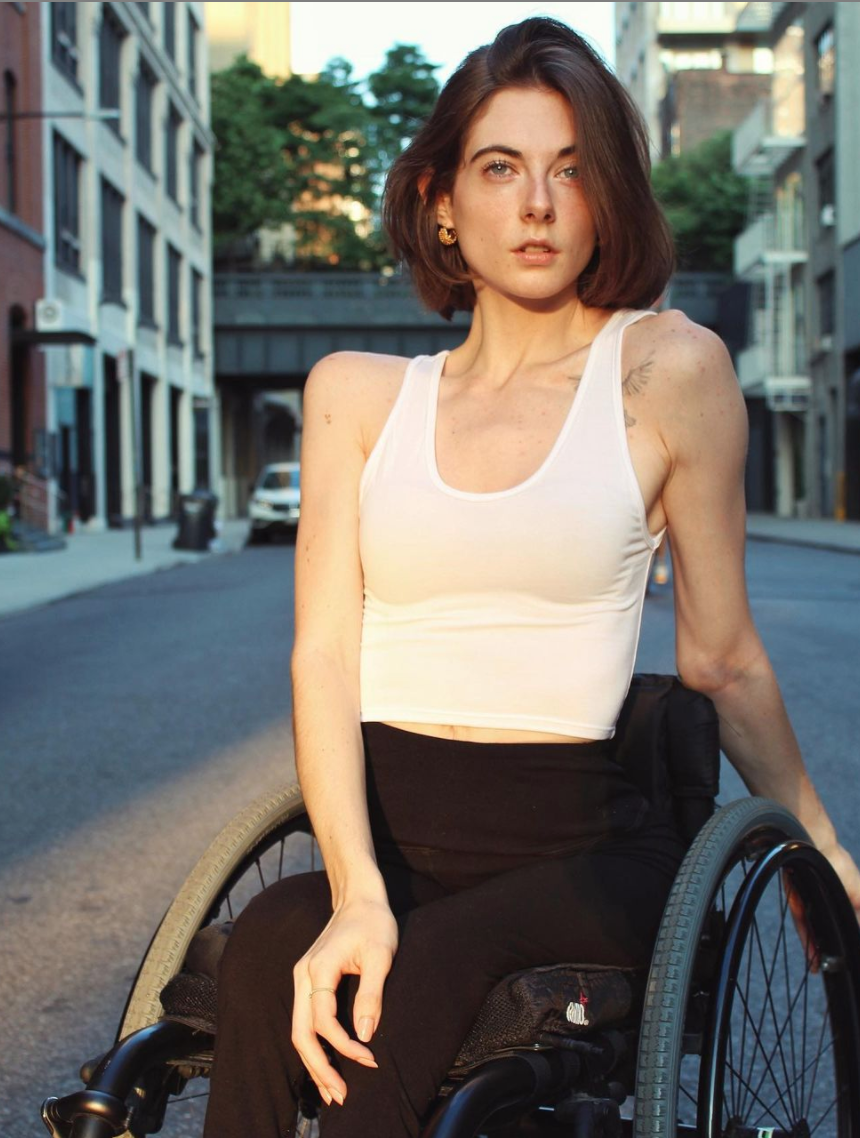 甜哭!美女模特因残疾被嫌弃,遇超暖真命天子收获完美恋爱