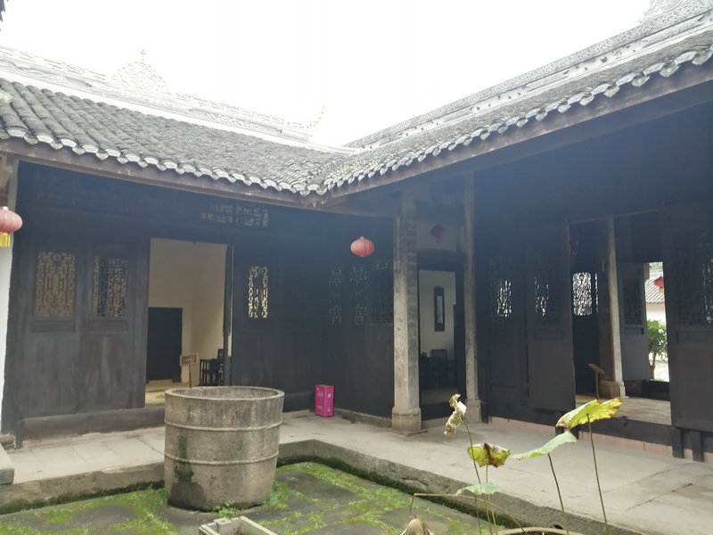 「全国主流媒体德阳行」游范家大院 寻千载廉俭家风