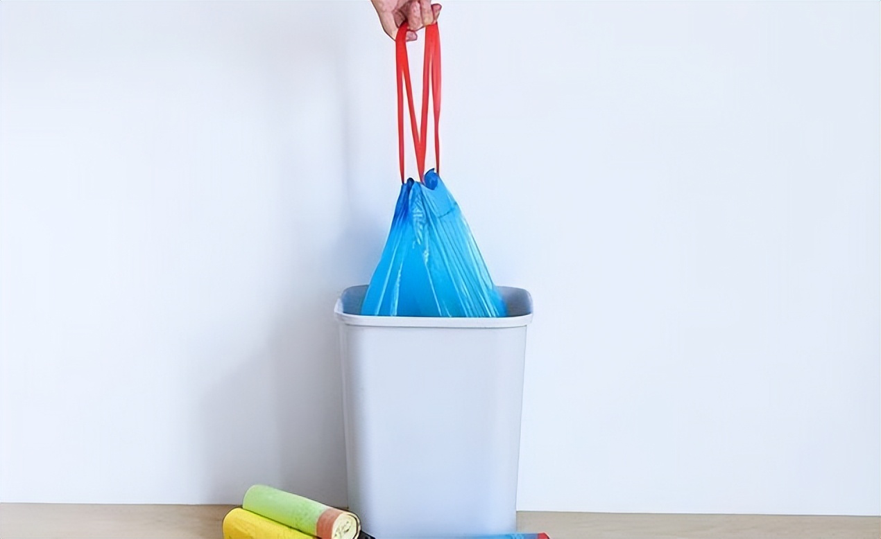 "第三人称单数mops复数mops现在分词mopping过去式mopped短语搭配mop