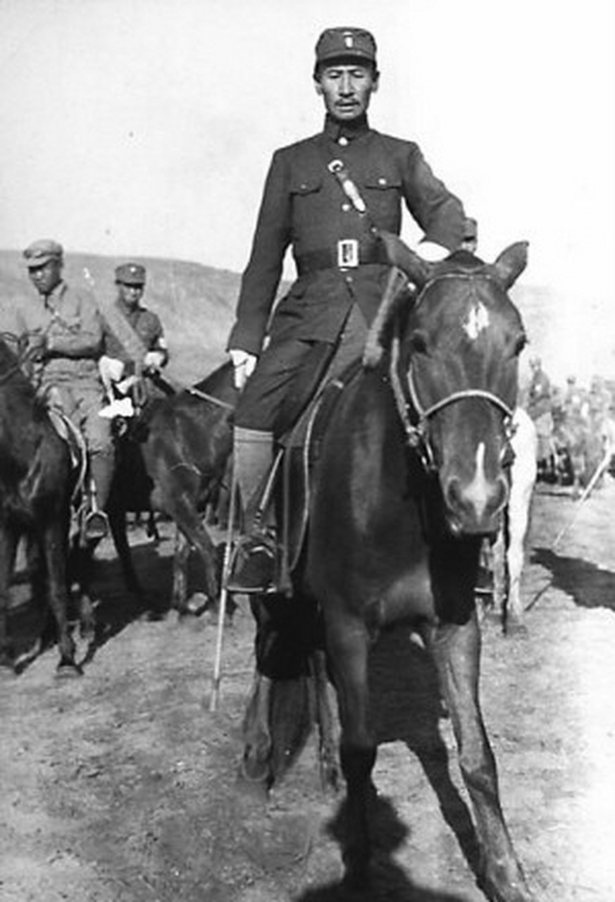 瓜尔佳·费英东是后金开国五大臣之一,随父归顺清太祖努尔哈赤,授一等