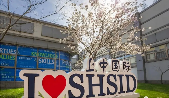 包玉刚4年来首涨,上中国际涨幅高达40%,民办学校又双叒叕涨价了