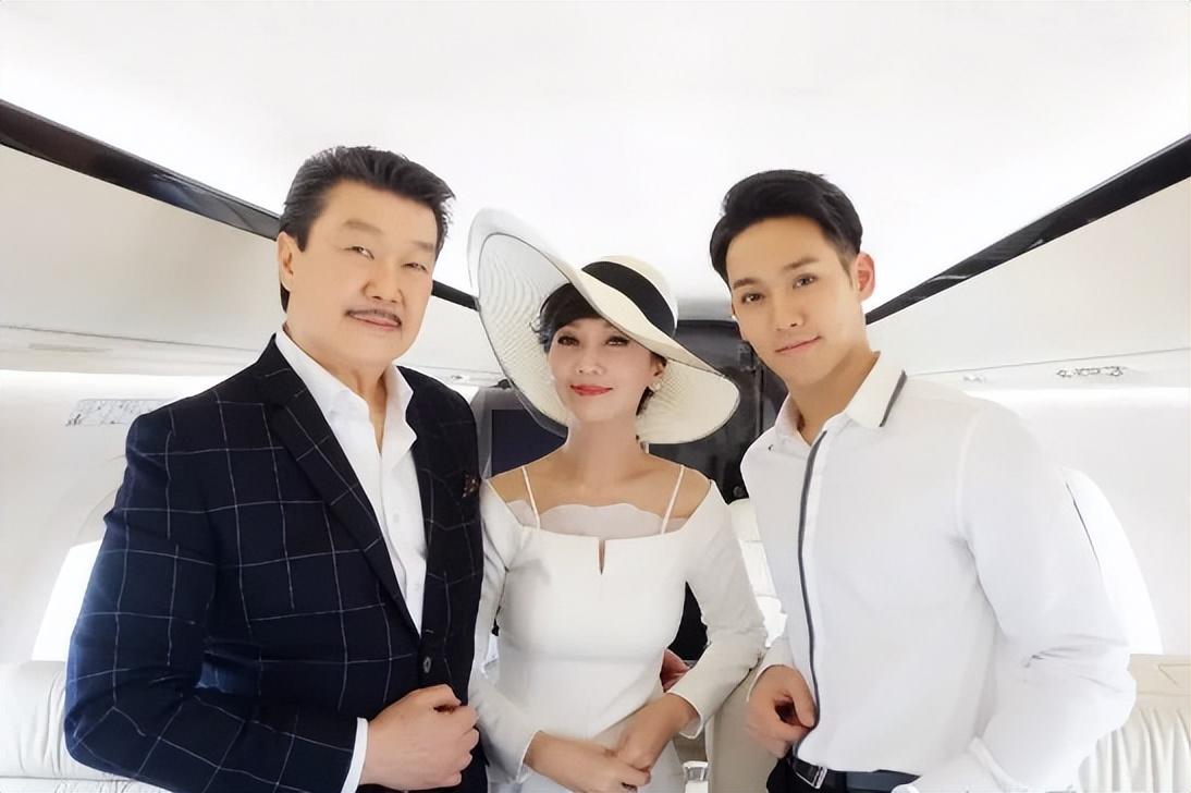 "美人"赵雅芝:二婚嫁普通人,如今儿子们是她的骄傲