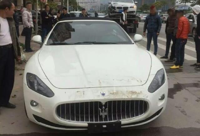 回顾"女富豪"陈清娜:15岁考大学,不甘平凡欠1.8亿混高档场所