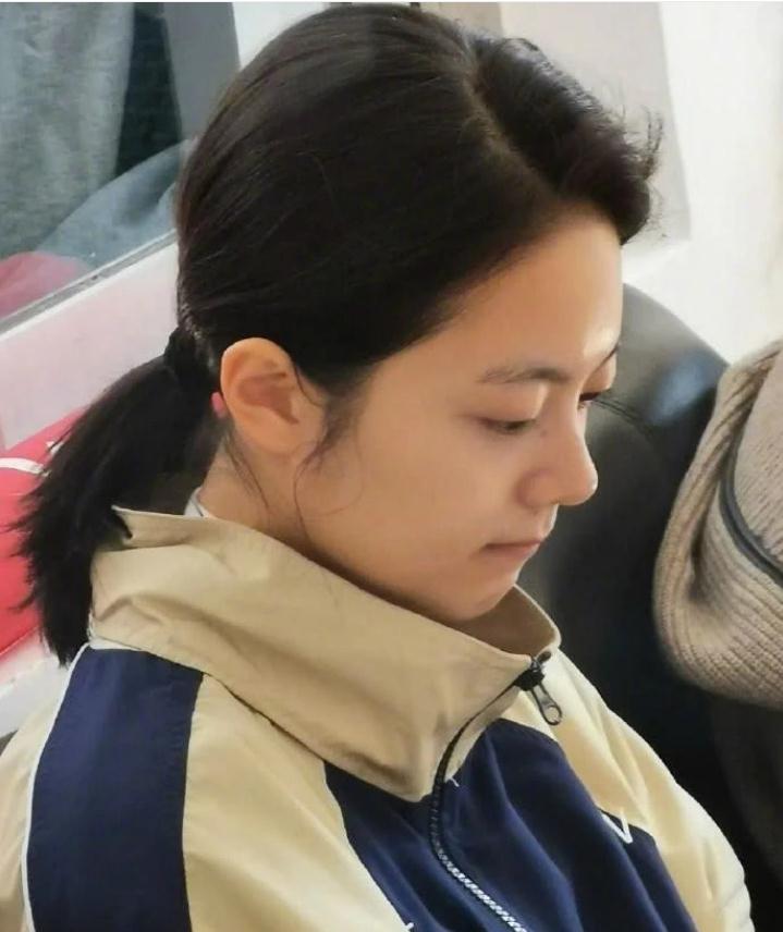 赵今麦高中素颜照曝光,曾就读沈阳名校,"学霸人设"遭质疑