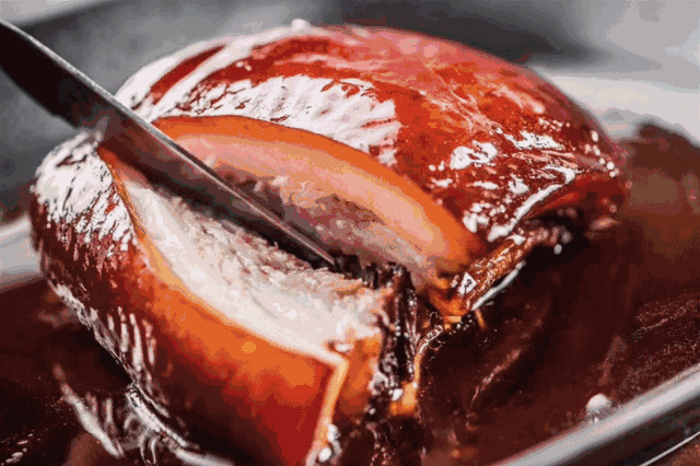 官方喊话,抓紧机会多吃猪肉,猪身上这个部位的营养容易被忽略