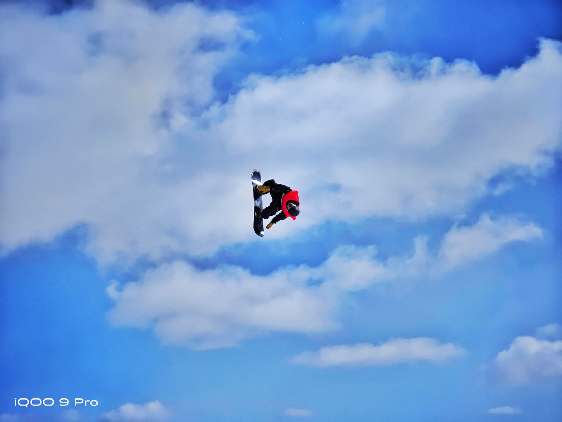 iqoo9pro滑雪实拍样张分享细节刻画清晰抓拍出大片