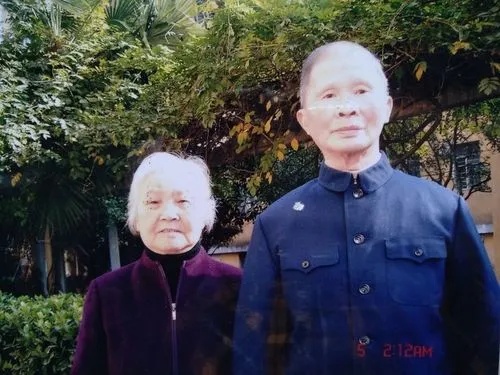 苏步青与妻子:超越民族的爱情,相伴60余年,妻子43年后才回故乡