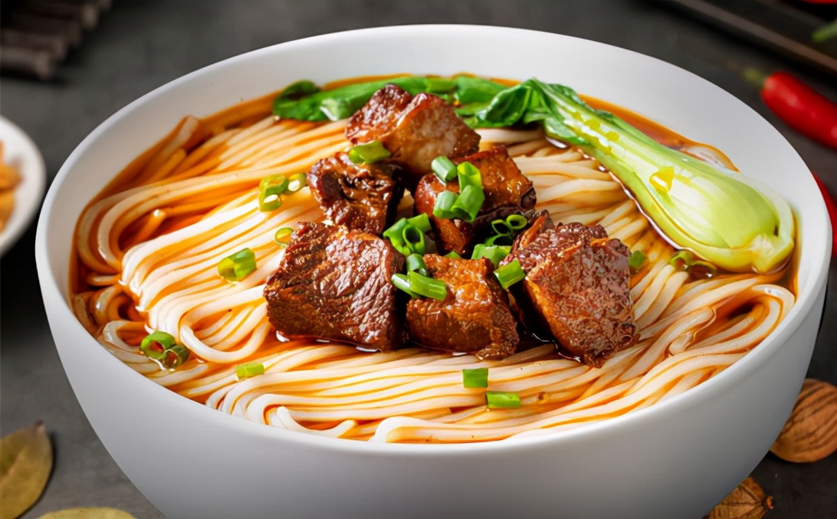 霸蛮湖南米粉应邀参加crfe2021北京国际餐饮连锁加盟展览会