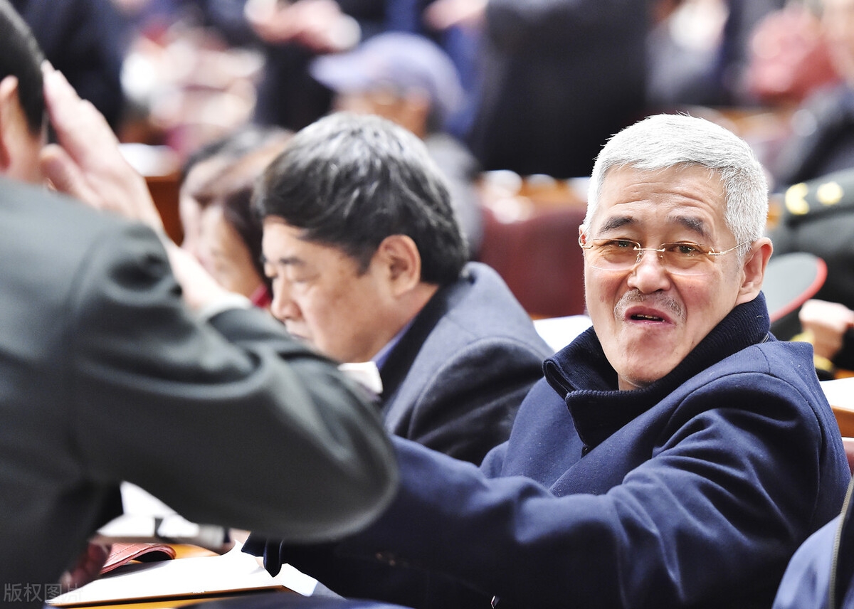 赵本山到底多有钱?2亿的飞机说买就买,球球说:多到数不清几个0