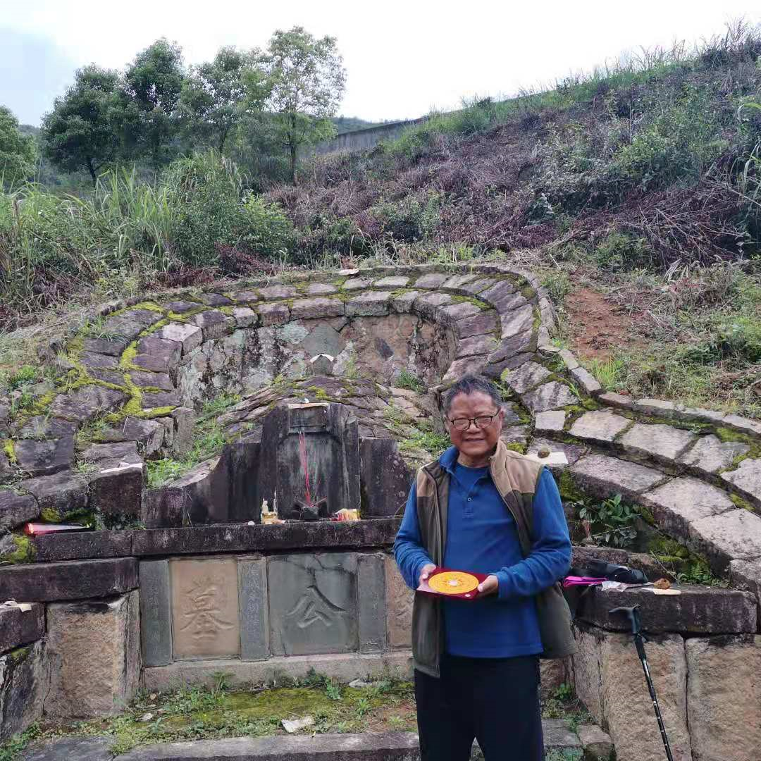 福建武夷山大山深处中隐藏的古墓 见证了历史风云流变