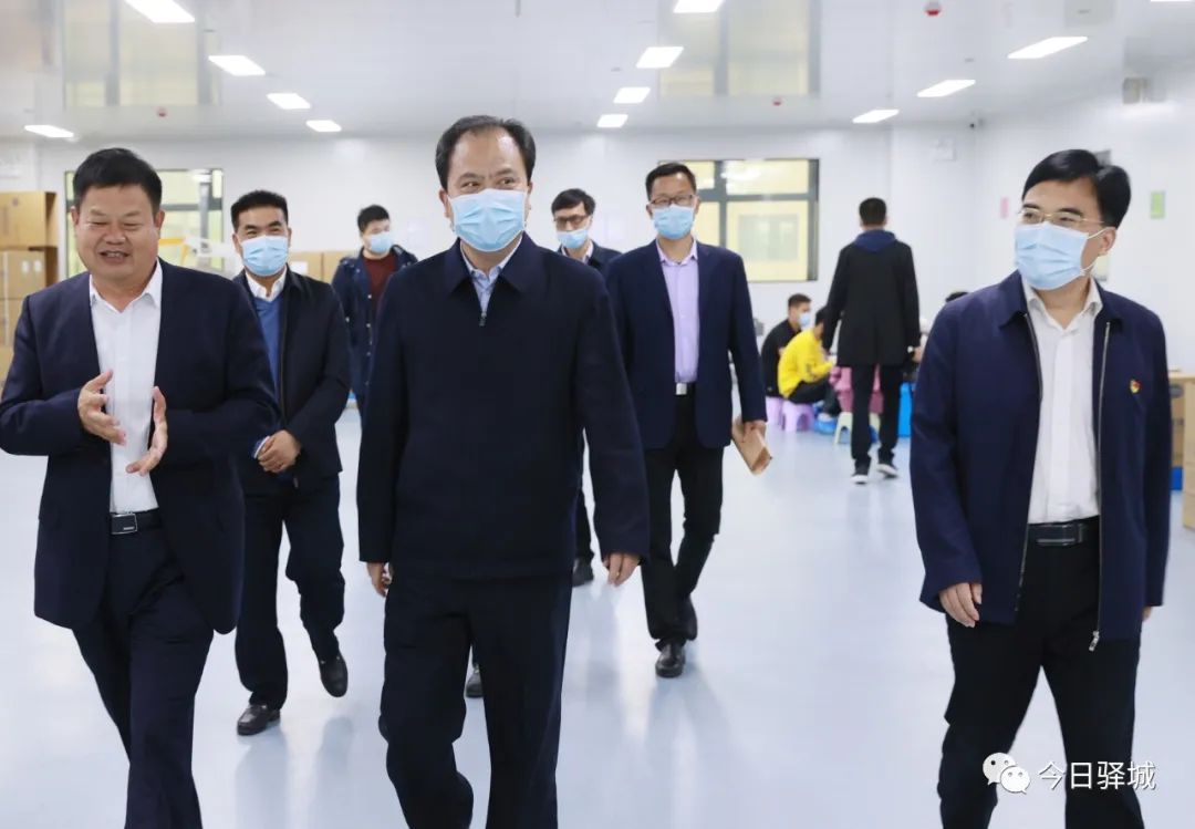 曹新博深入驿城区调研疫情防控和优化营商环境等工作