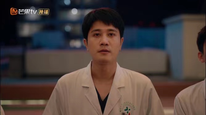 王扬鸣,孟骄阳甜蜜名场面,一吻定情,叠词怪,"猩猩"比心