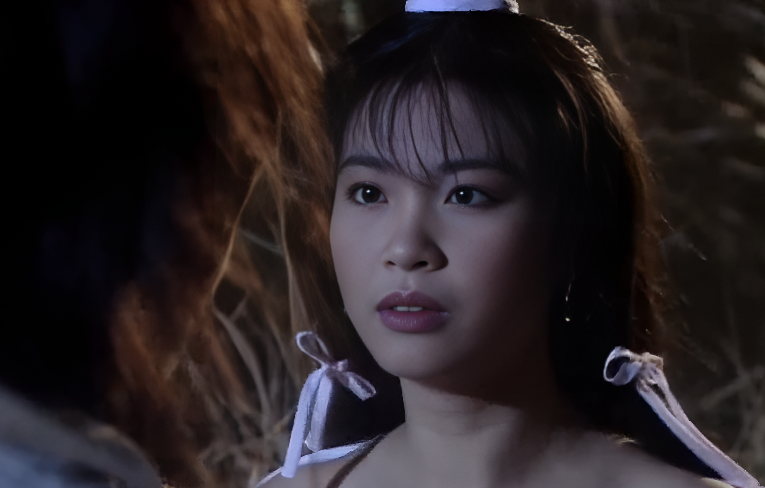 杨过对小龙女是爱情还是亲情?他解开陆无双的衣衫时,说出了答案