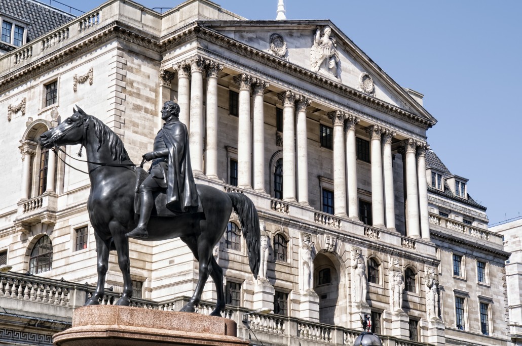 英国:因为一个决定,我欠自己家银行五万亿