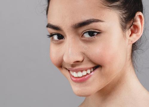 现代诗原创|smile,微笑,微笑,微笑是人类最美的语言