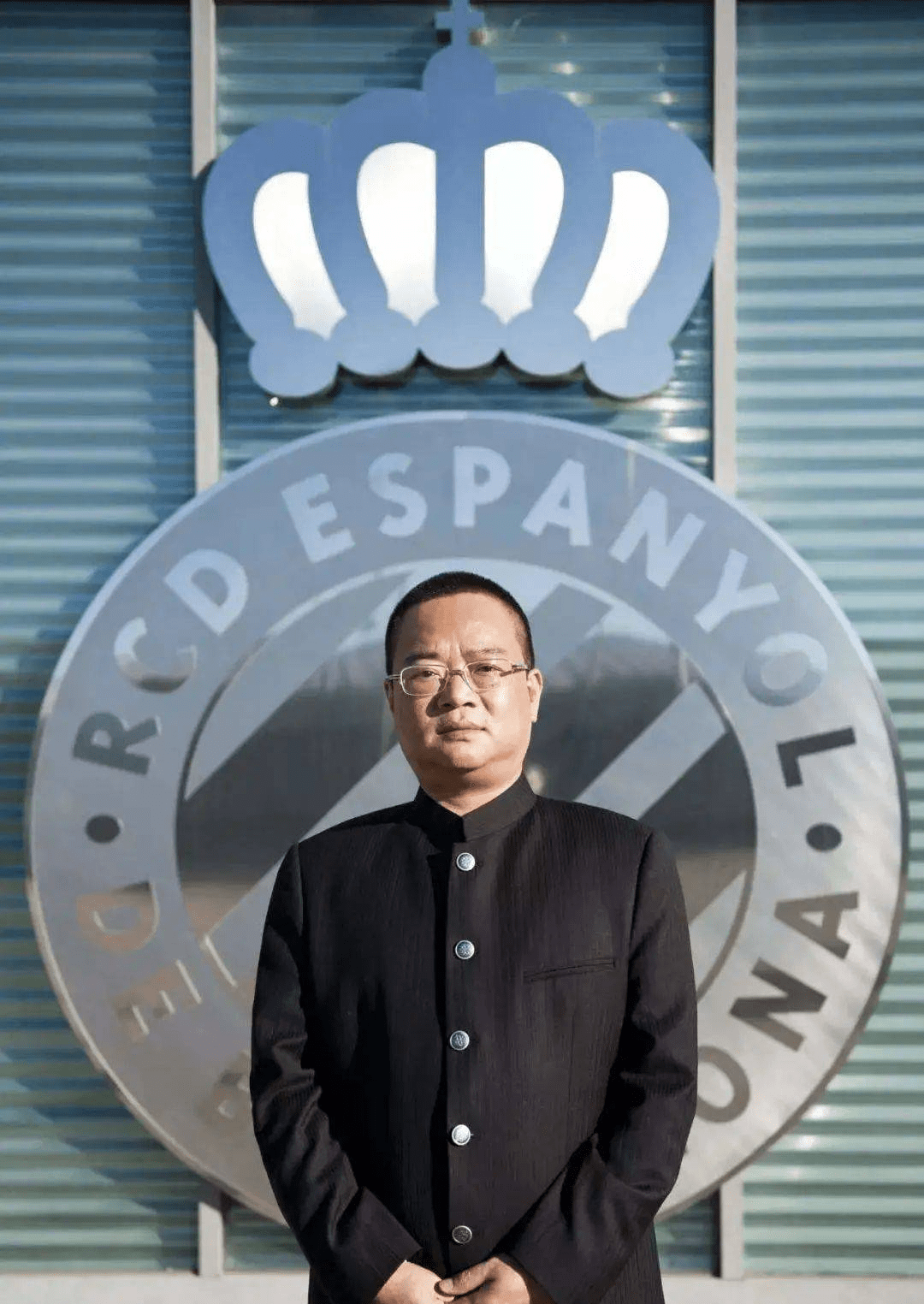 汕头首富陈雁升:因汽缸爆裂而侥幸逃脱,靠汽车模型赚850亿资产