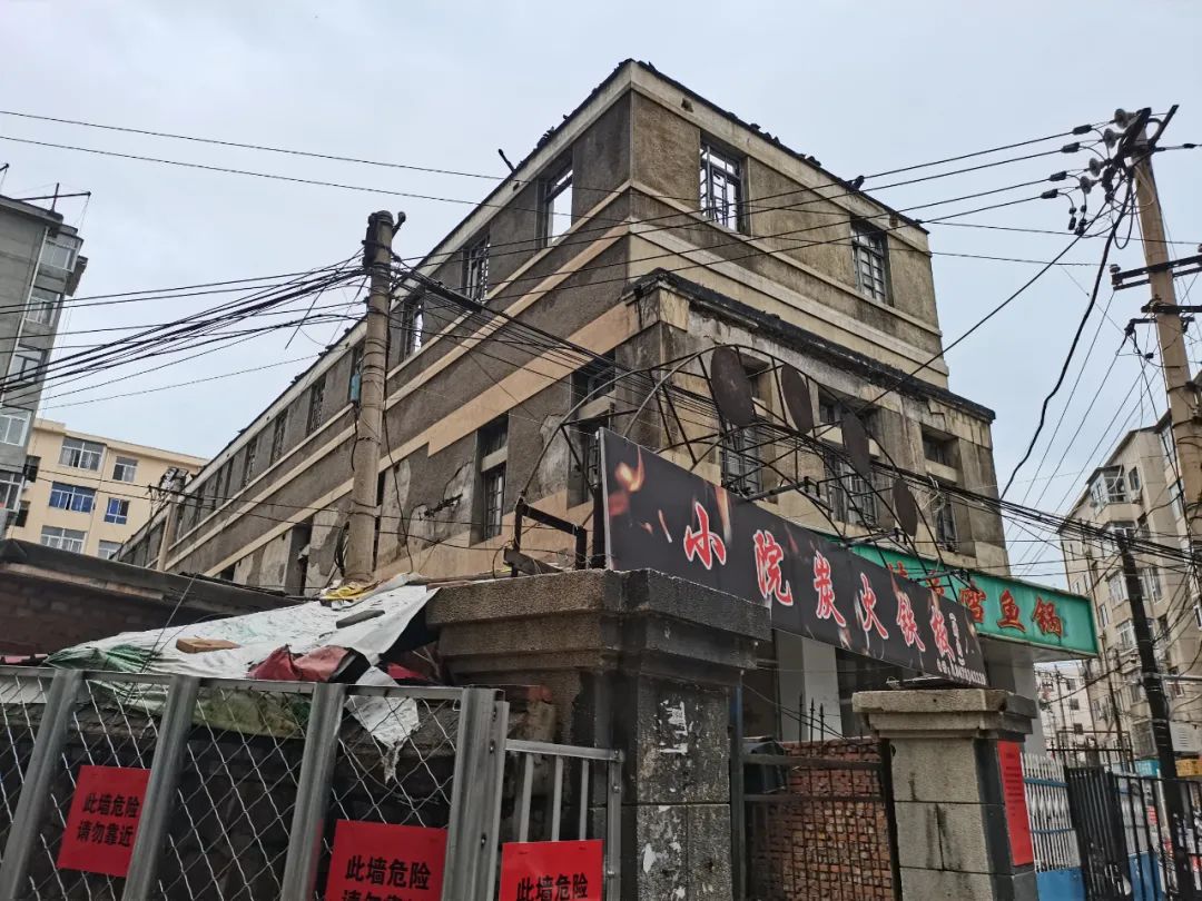 承德:观彩楼上又添彩,网红建筑再加"v"