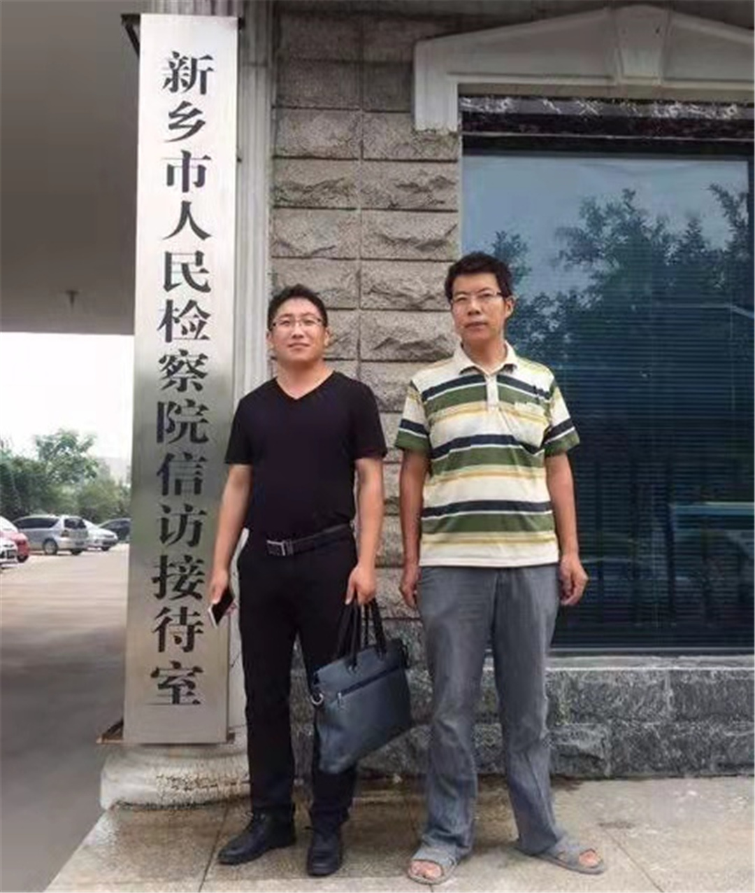 正式以杜新枝代理律师现身,付建首发声,透露接下此案的目标