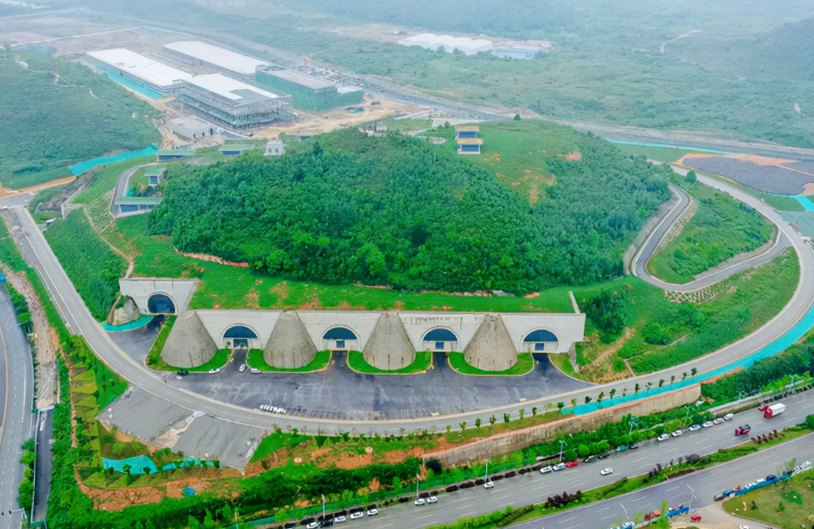 为什么微软将服务器沉入海底，华为却把服务器放在挖空的大山里？7