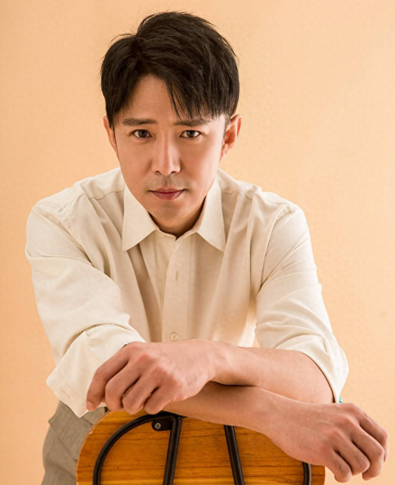 高鑫:结婚16年不做饭不洗碗,钱也交给妻子管,他才是人间清醒