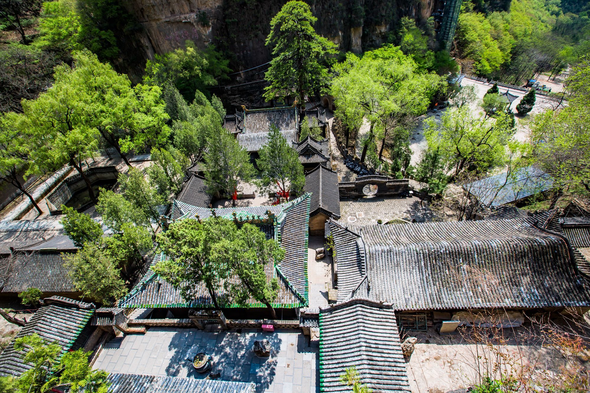 山西阳泉有一座藏山,历史悠久,风景秀美,是三晋文化第一名山