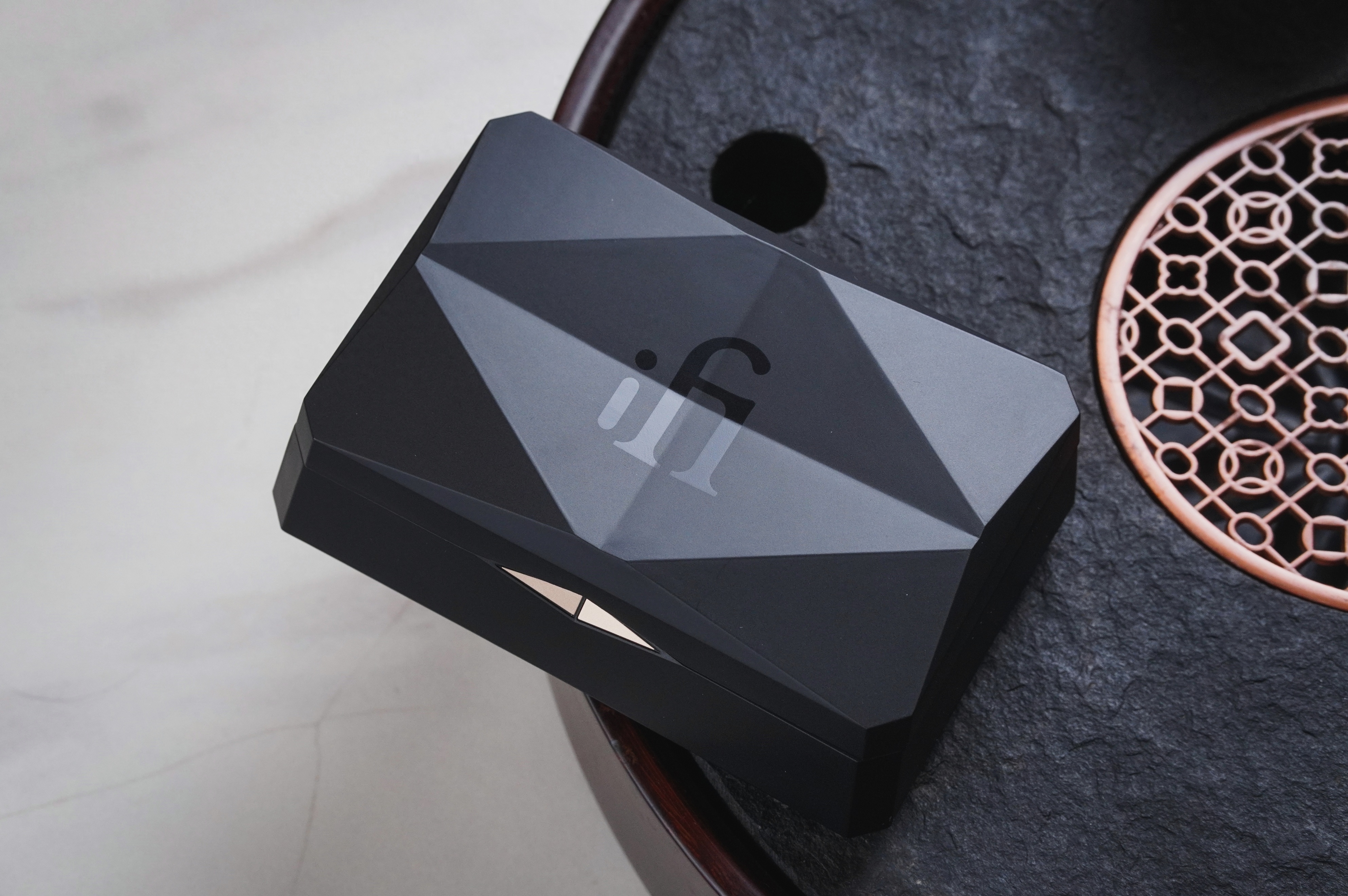 从定价让人吃惊到一切都合理的蓝牙耳挂ifi悦尔法gopod