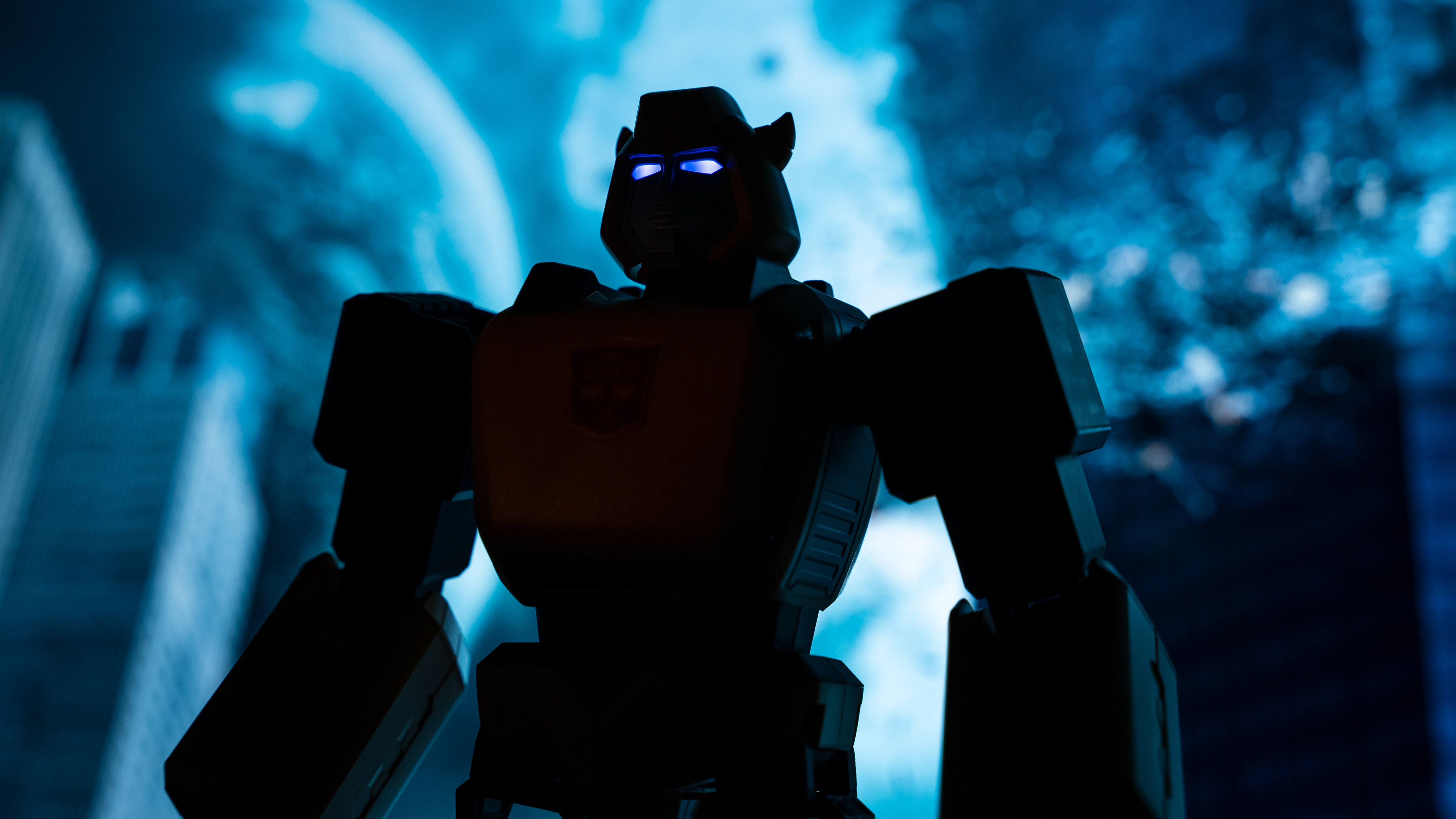 全方位致敬经典大黄蜂g1性能版图文测评,开启消费级机器人新时代