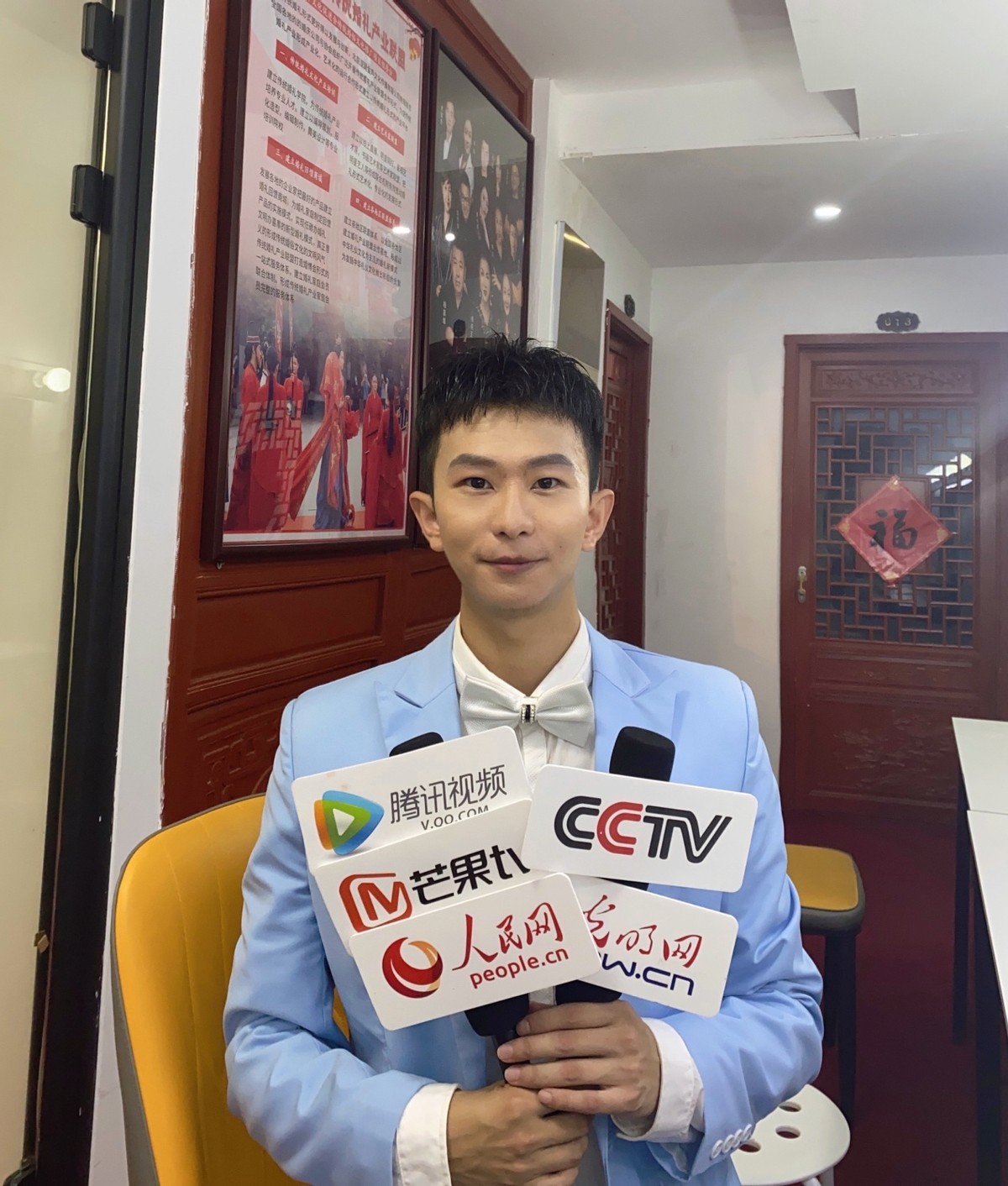 《佳音之声》栏目启动仪式 赵子豪主持显功底