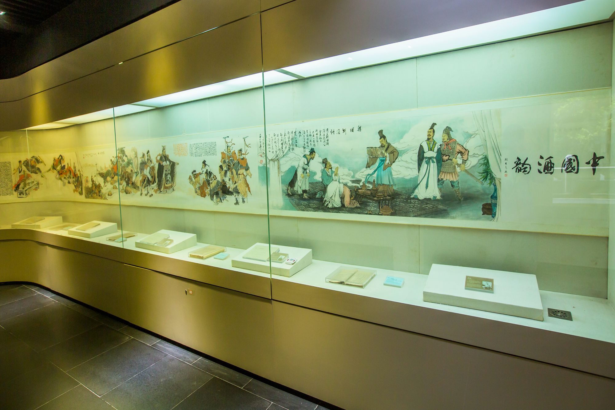 贵州怀仁中国酒文化城,底蕴深厚,是世界规模最大的酒文化博物馆