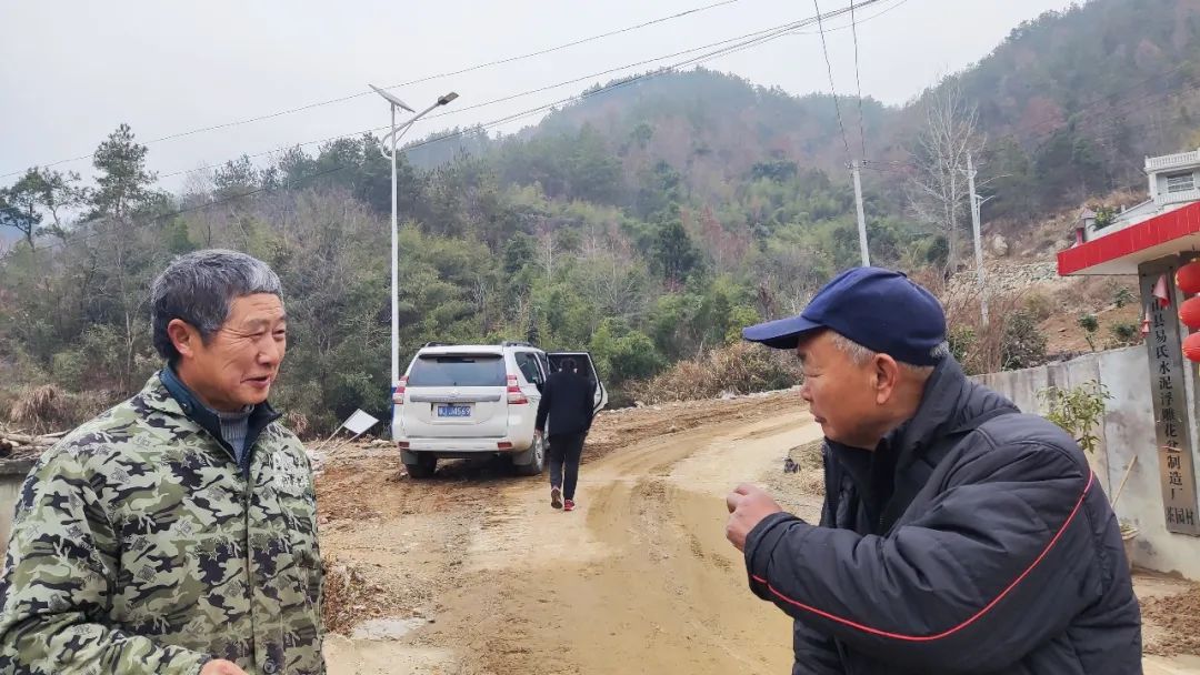 英山县老县长易茂先:我终于光荣地当上了猪贩子