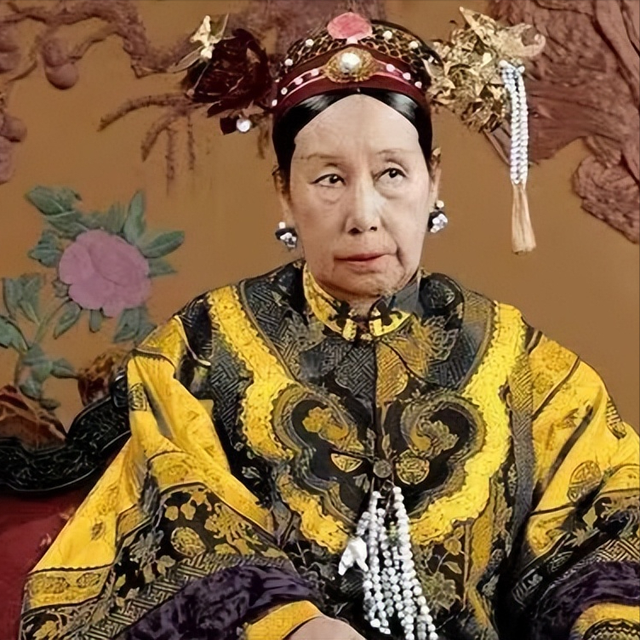 色彩还原的历史瞬间:高清上色老照片中的慈禧 自诩宫中最美女人