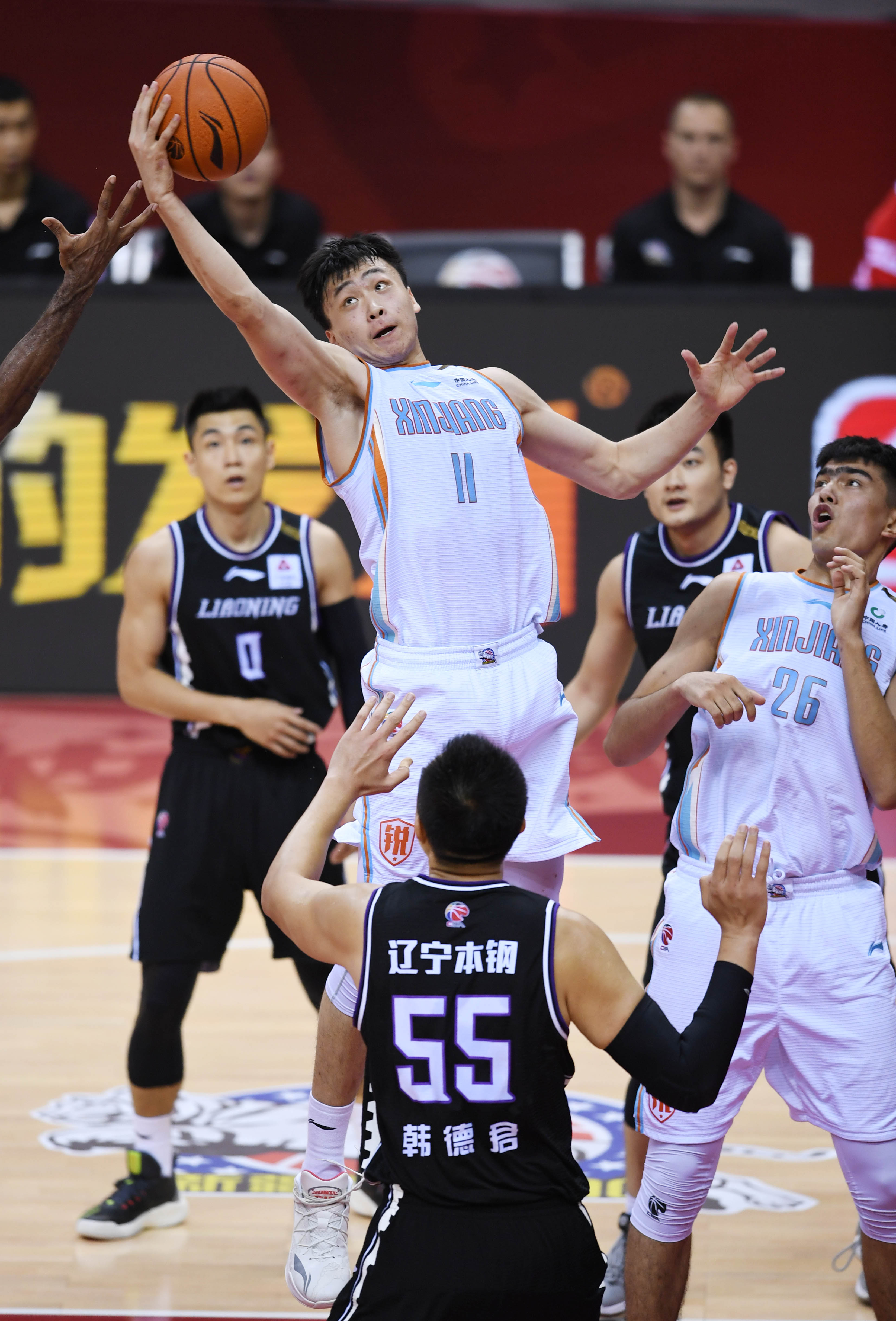 篮球——cba联赛半决赛:辽宁本钢胜新疆伊力特(3)