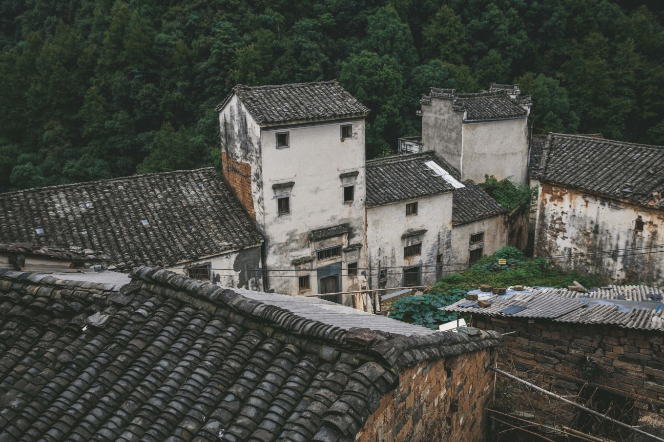 小众旅行地,黄山歙县的万二村,被称为徽州版布达拉宫的地方