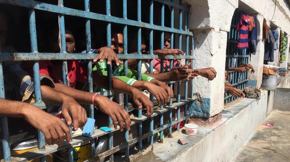 回顾:81年,印度乞丐冒充富豪失踪独子,家人报警,富豪:就是我儿子