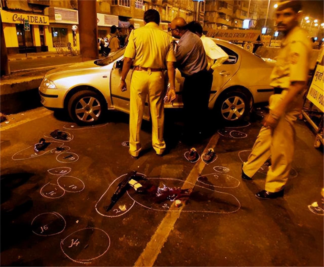 回顾:印度911事件,10名暴徒血洗孟买酒店24小时,195人死于非命