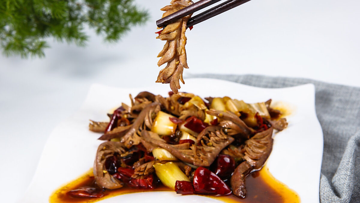 学会这道麻油腰花,营养有滋味,全家都很适合吃,软嫩鲜香家常菜