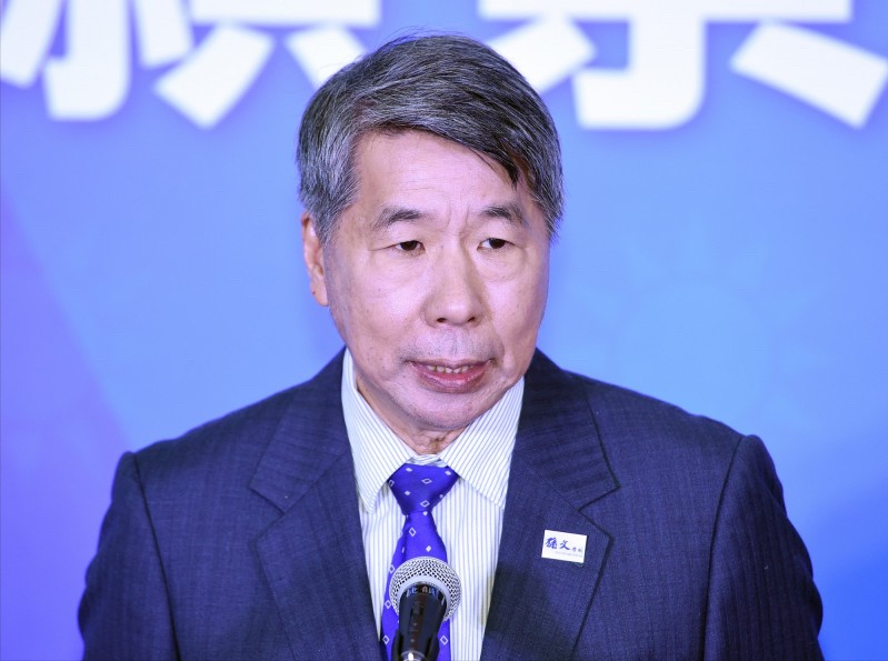 张亚中支持度狂飙57%,台名嘴却称:张若当选,民进党会"躺赢"