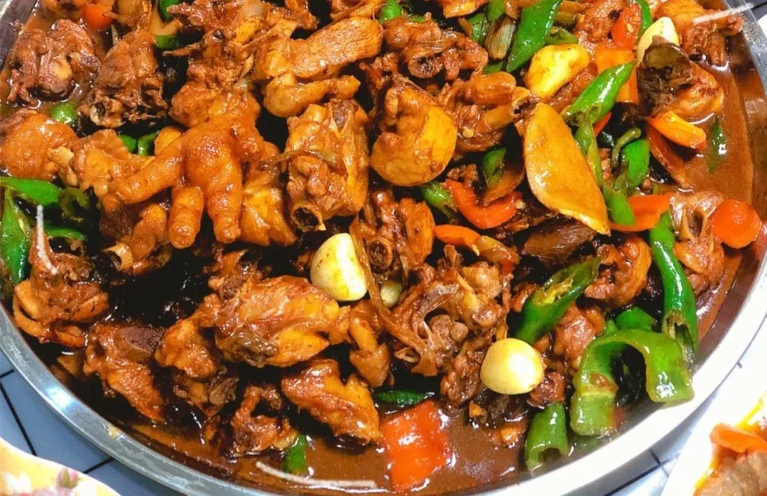 下饭片来袭!糁汤,兔头,霸屏两集!临沂的美食到底有什么魔力?