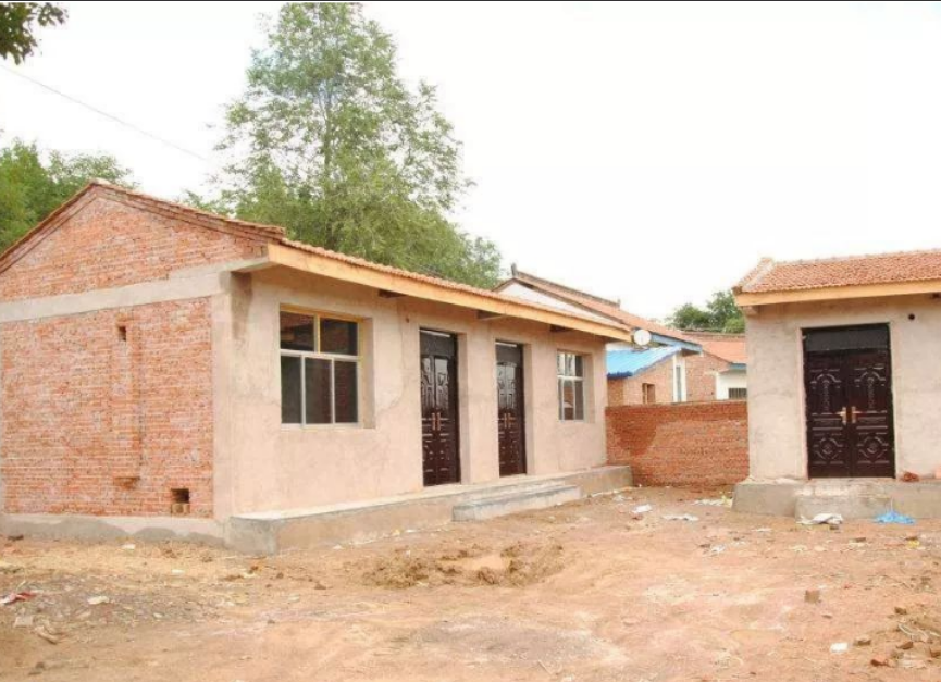 这个风干的老人叫柴玉吉,1922年在北京市通州区张辛庄村出生.