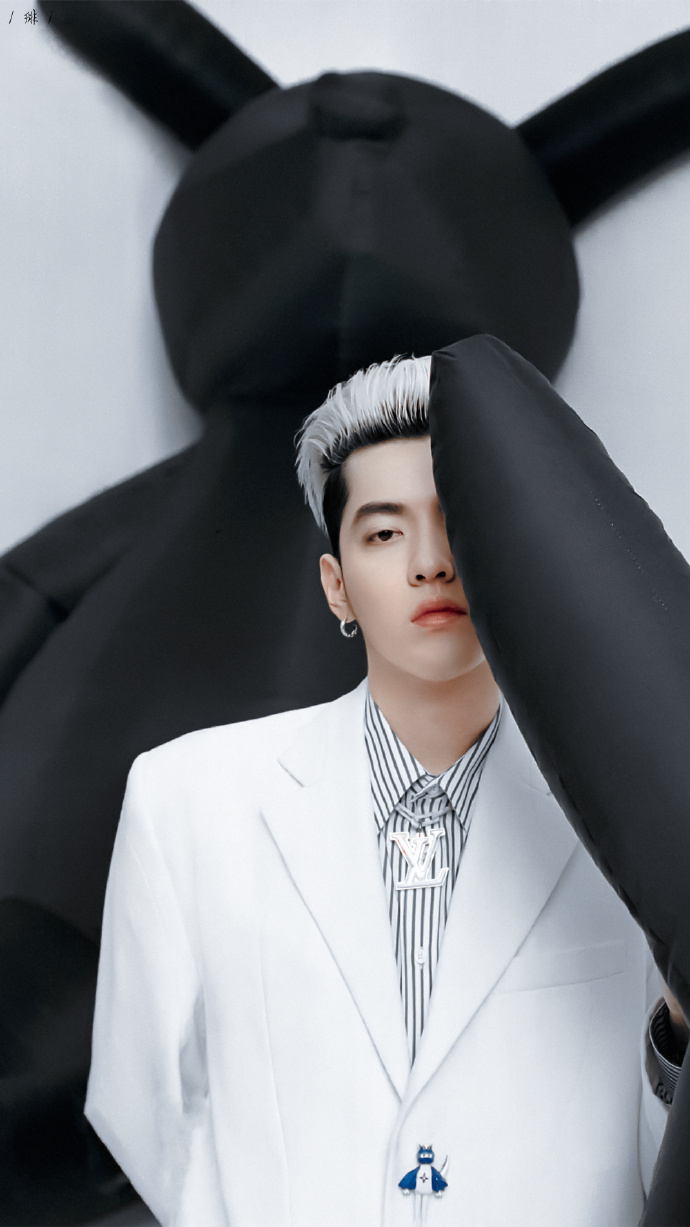 吴亦凡装病想取保候审?网曝已供出一位知名老艺术家