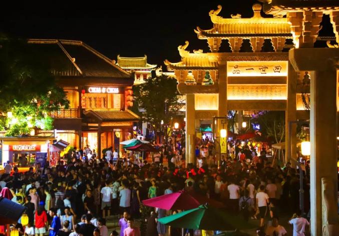 第30届青岛国际啤酒节即墨古城会场7月31日启幕!啤酒哈起来